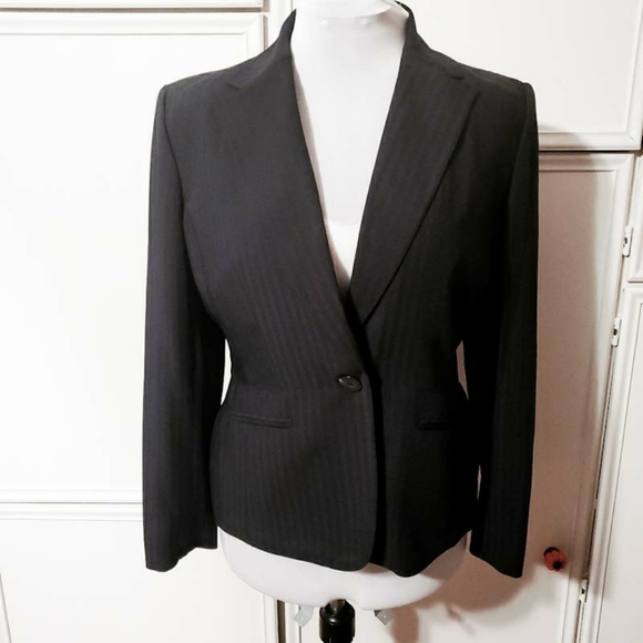Jones New York Jackets & Blazers - Jones New York Single Button Black Blazer